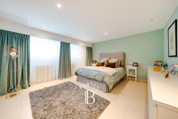 Aix-en-Provence, Maison de ville 6 Chambres -  213 m² à vendre