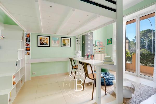 Aix-en-Provence, Maison de ville 6 Chambres -  213 m² à vendre