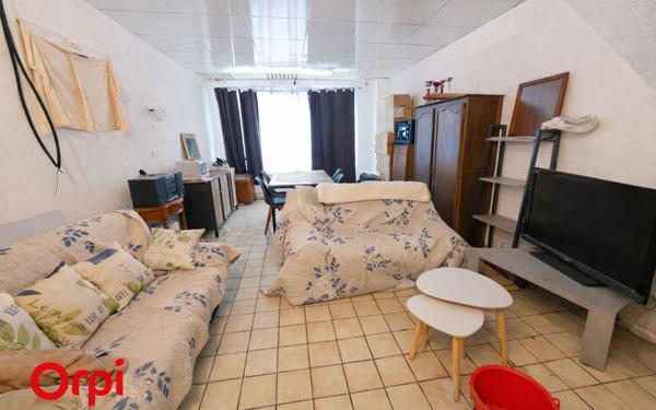 Maison à vendre    5 pièces •  Fère-en-Tardenois