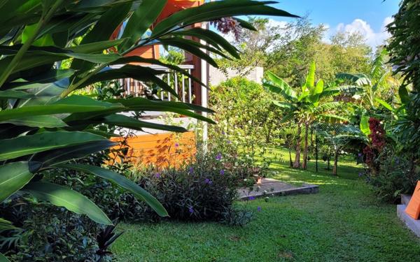 Maison à vendre    5 pièces • 89,68 m2 Sainte-Rose