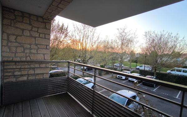 Appartement à vendre    3 pièces • 59,92 m2 Saint-Pierre-du-Perray