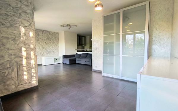 Appartement à vendre    3 pièces • 59,92 m2 Saint-Pierre-du-Perray