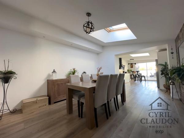 THAIRÉ – À 10 min des plages de Châtelaillon-Plage Maison rénovée – 5 pièces – Suite parentale – Terrasse, piscine & garage