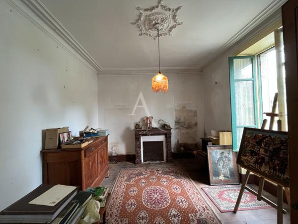 Maison Landeronde 10 pièce(s)