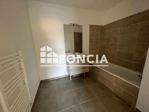 Location Appartement 3 pièces 59.6 m² - 1004 AV M. LYAUTEY - Cavalaire Sur Mer 83240