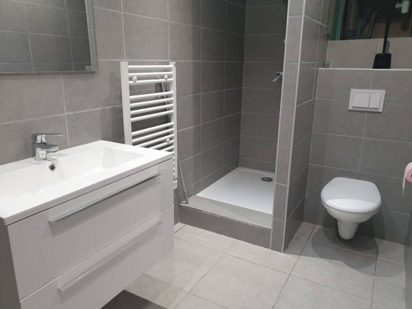 Location appartement Grenoble 38000 1 pièce 27 m²