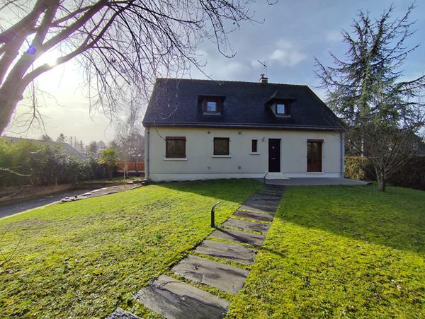 Maison lumineuse Beaufort centre avec vie de plain pied