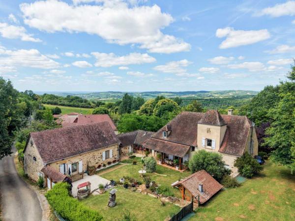 Maison ancienne - Gourdon EXCLUSIVITE - Cadre de vie paisible pour cette belle et spacieuse Propriété sur 1ha7 paysagers