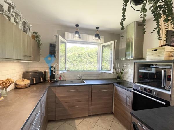 Maison
                                                                                                                                                                                                                                                                                                                        5 pièce(s)                                                                                                                                                                                                          4 chambre(s)                                                                                                                                                                                                          129  m²