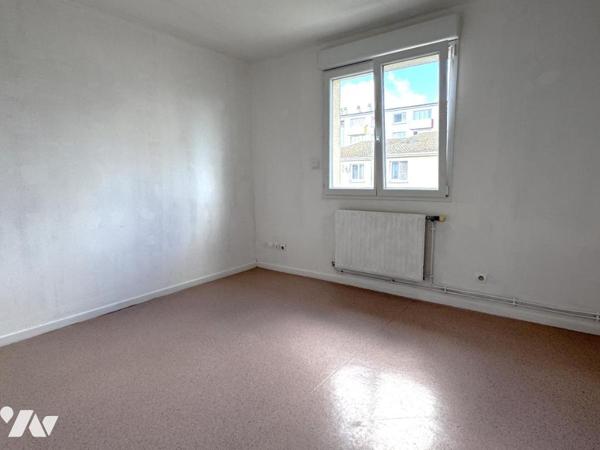 CALAIS – BEAU MARAIS - 3 CHAMBRES - JARDIN