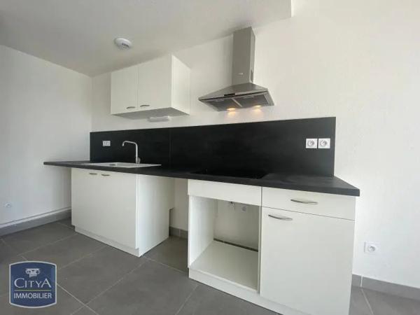 Appartement à louer 3 pièces 59.9m² Monteux (84170)