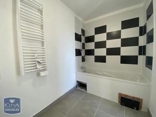 Appartement à louer 3 pièces 59.9m² Monteux (84170)
