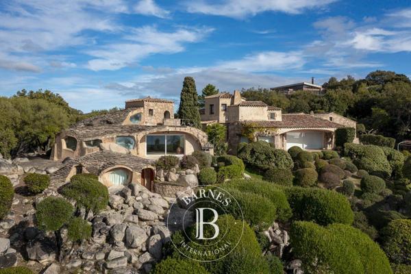 Sainte-Lucie-de-Porto-Vecchio, Villa 4 Chambres -  353 m² à vendre
