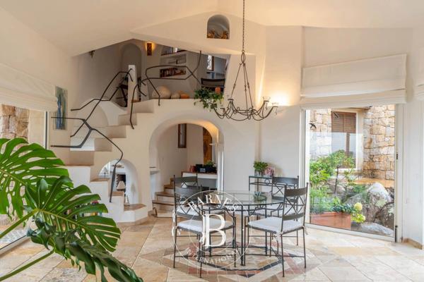 Sainte-Lucie-de-Porto-Vecchio, Villa 4 Chambres -  353 m² à vendre