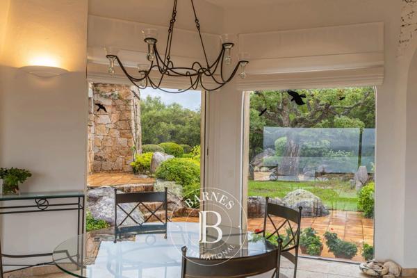 Sainte-Lucie-de-Porto-Vecchio, Villa 4 Chambres -  353 m² à vendre