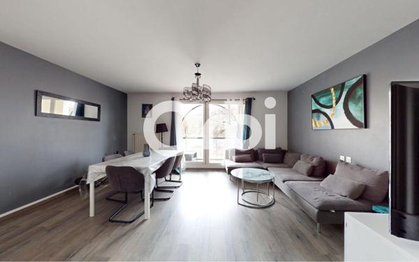 Appartement à vendre    4 pièces • 80,45 m2 Bron