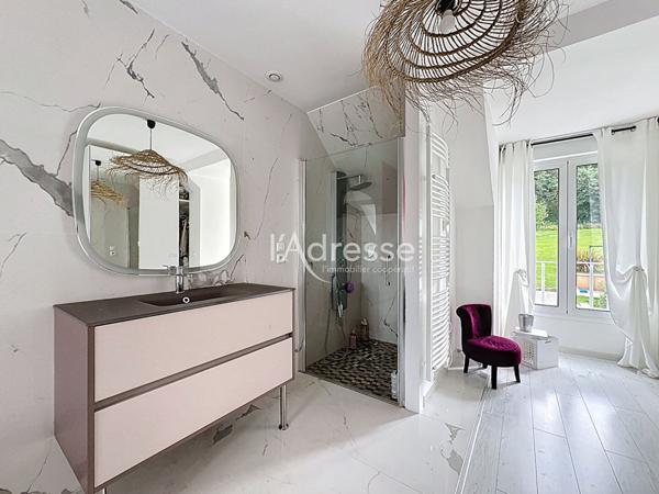 Maison Montévrain 10 pièces de 230m²