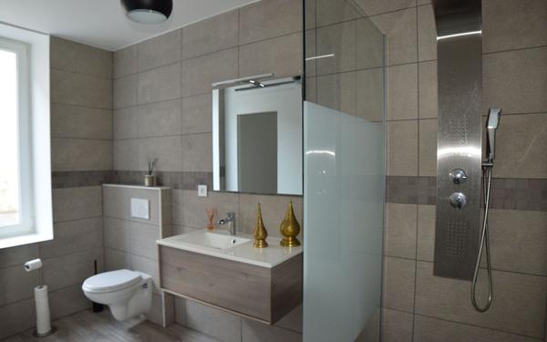 Maison à vendre    8 pièces •  Collonges