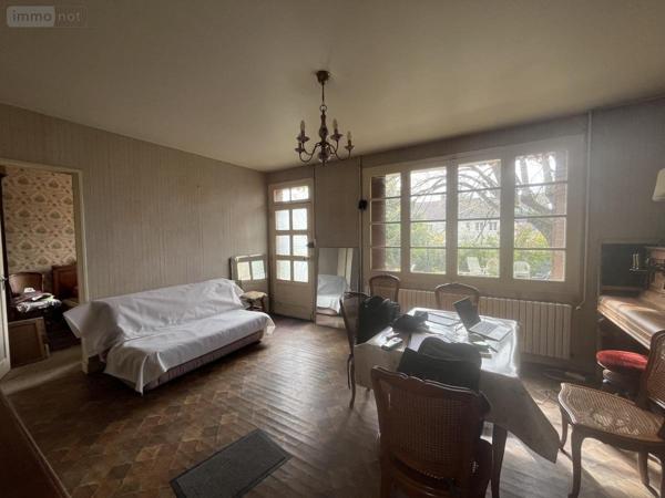 Maison à vendre à L'Île-Bouchard dans l'Indre-et-Loire (37220), ref : 37060-2327