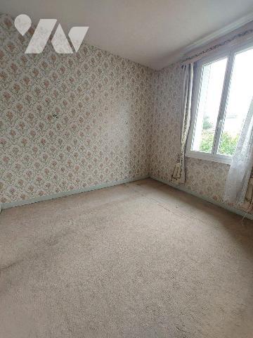 A VENDRE -  RENNES (35) - GROS POTENTIEL  de rénovation. Quartier Sainte-Thérèse (proche de la ...