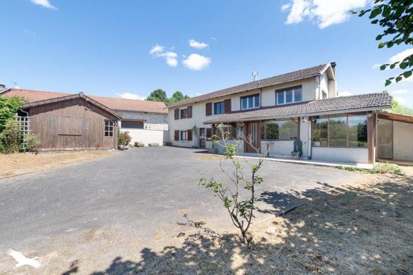 Maison à vendre |  Saint-Léonard-de-Noblat |  7 pièces | 150 m²