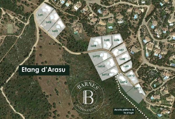 Sainte-Lucie-de-Porto-Vecchio, Terrain constructible  2 499 m² à vendre