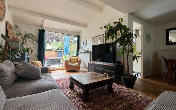 Maison à vendre    6 pièces •  La Queue-en-Brie