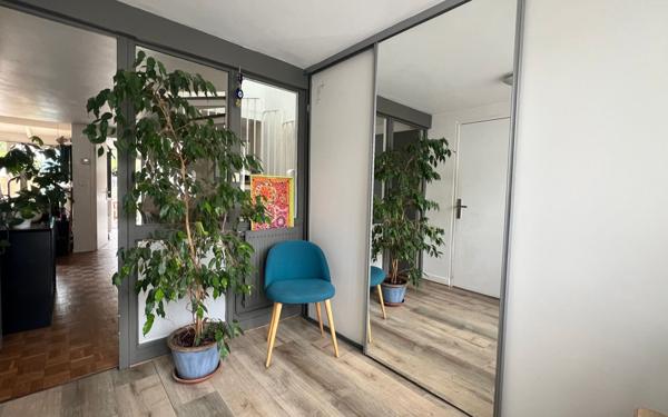 Maison à vendre    6 pièces •  La Queue-en-Brie