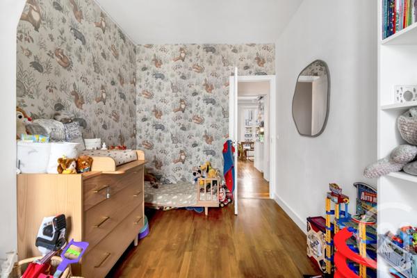 Appartement à vendre  4 pièces - 62 m2 PARIS - 75018