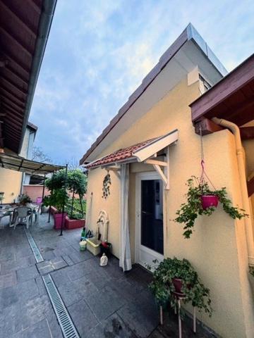 Maison de ville avec jardin et garage