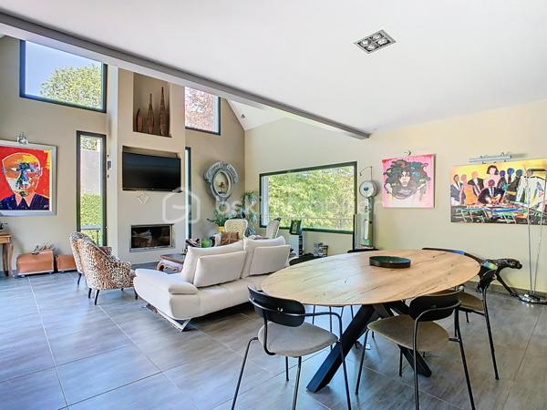 Maison d architecte de 199,49 m²