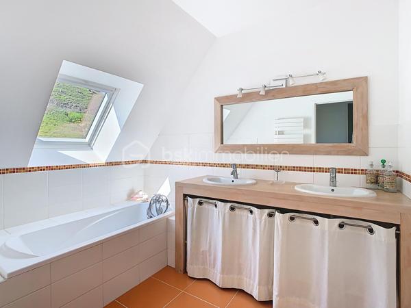 Maison d architecte de 199,49 m²