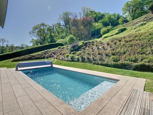 Maison d architecte de 199,49 m²