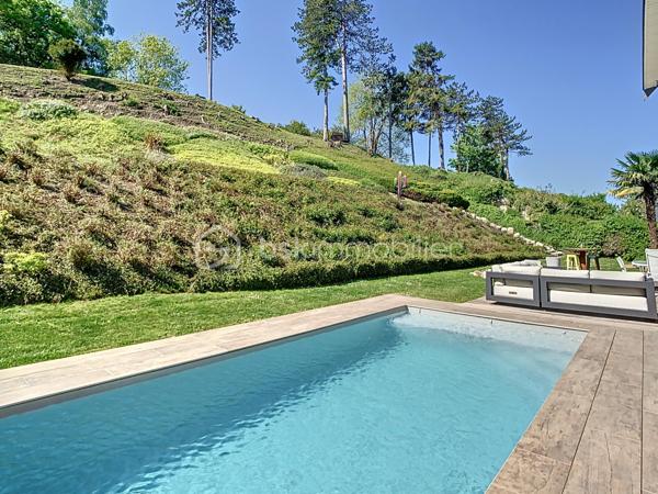 Maison d architecte de 199,49 m²