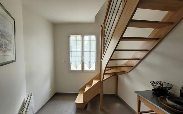 Maison à vendre    6 pièces •  Fay-aux-Loges