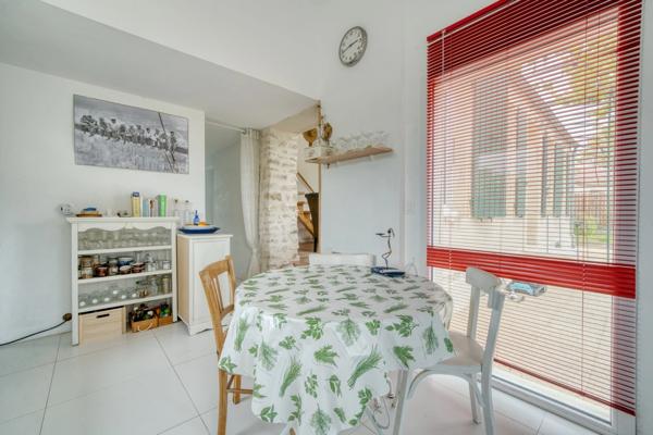 Maison à vendre 4 pièces PORT DES BARQUES (17)