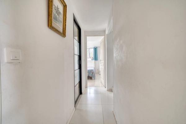 Maison à vendre 4 pièces PORT DES BARQUES (17)