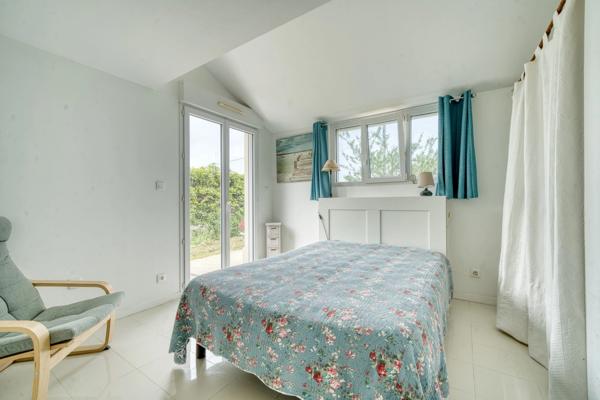 Maison à vendre 4 pièces PORT DES BARQUES (17)