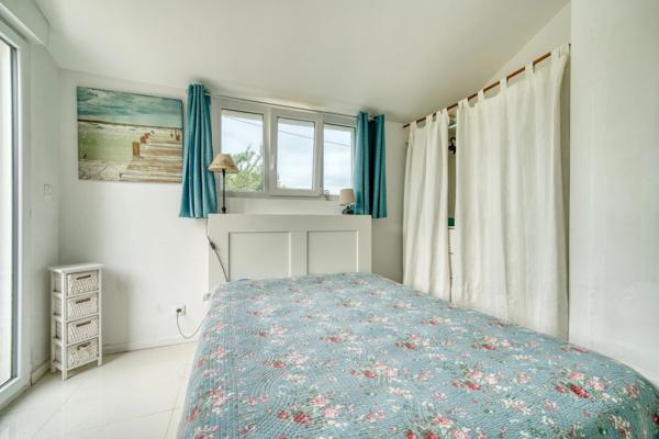 Maison à vendre 4 pièces PORT DES BARQUES (17)