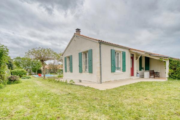 Maison à vendre 4 pièces PORT DES BARQUES (17)