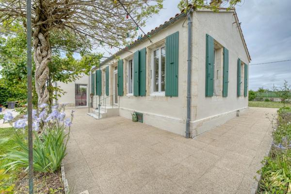 Maison à vendre 4 pièces PORT DES BARQUES (17)