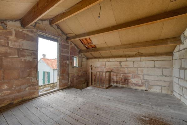 Maison à vendre 4 pièces PORT DES BARQUES (17)