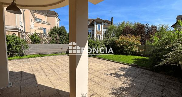 Location Appartement 3 pièces 70 m² - Bièvres 91570