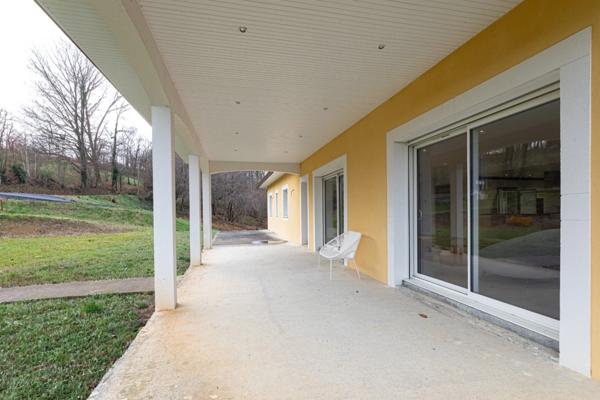 SAINT FAUST (64) - Maison T5 à louer meublée.