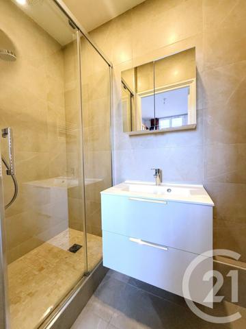 Appartement F2 à vendre  2 pièces - 58 m2 PARIS - 75016