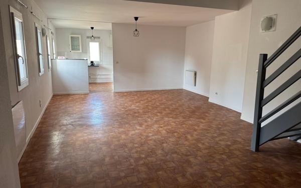 Appartement à louer    4 pièces •  Beaucaire