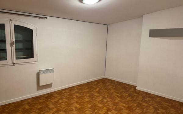 Appartement à louer    4 pièces •  Beaucaire