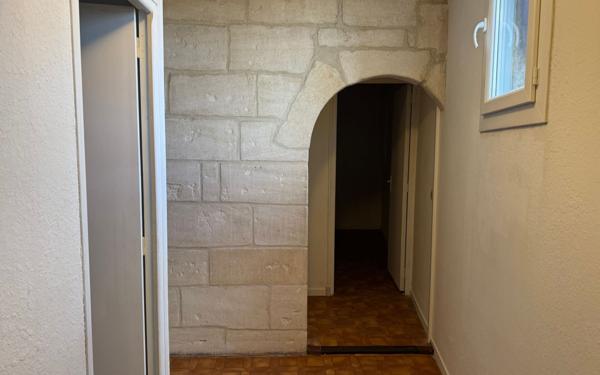 Appartement à louer    4 pièces •  Beaucaire