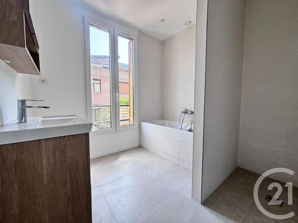 Appartement F3 à vendre  3 pièces - 49 m2 LA PLAINE ST DENIS - 93