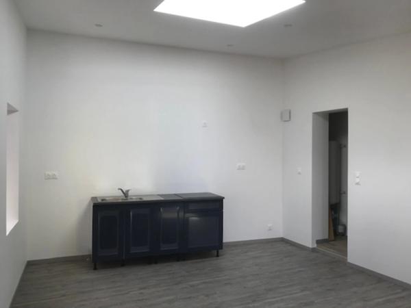 Dpt Hautes Pyrénées (65), à vendre BAGNERES DE BIGORRE appartement T2